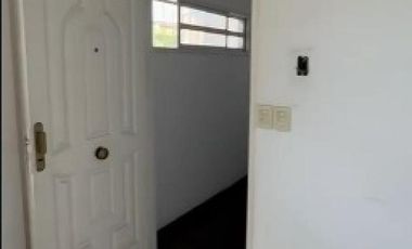 Depósito en alquiler - 3 Baños Oficina - 240Mts2 - Constitución