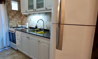 Depto 2 amb y medio c/cochera y baulera!! Impecable..