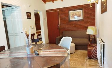 Depto 2 amb y medio c/cochera y baulera!! Impecable..