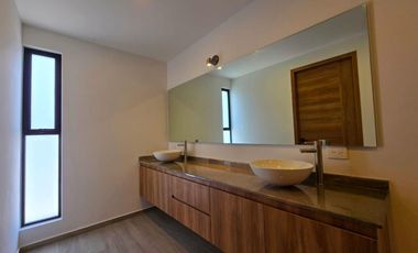 CASA EN VENTA PRQUE NAYARIT, LOMAS DE ANGELOPOLIS