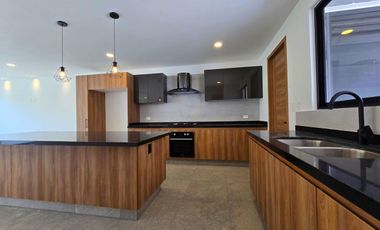 CASA EN VENTA PRQUE NAYARIT, LOMAS DE ANGELOPOLIS