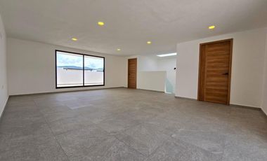 CASA EN VENTA PRQUE NAYARIT, LOMAS DE ANGELOPOLIS