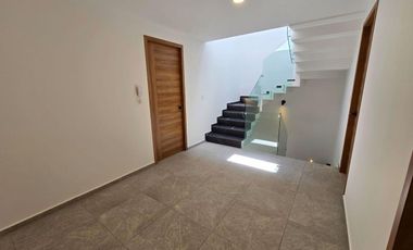 CASA EN VENTA PRQUE NAYARIT, LOMAS DE ANGELOPOLIS