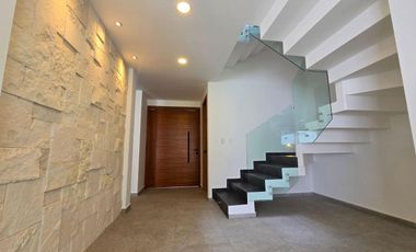 CASA EN VENTA PRQUE NAYARIT, LOMAS DE ANGELOPOLIS