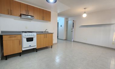 Departamento en Renta de 2 hab, en planta baja, en Real Solare, primera sección