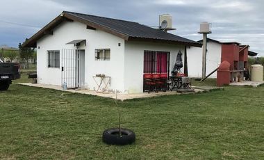 Casas en venta - 3 Dormitorios 3 Baños - 2.812Mts2 - General Lavalle