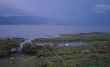 Departamento Amueblado en Venta frente a la Laguna de Chapala