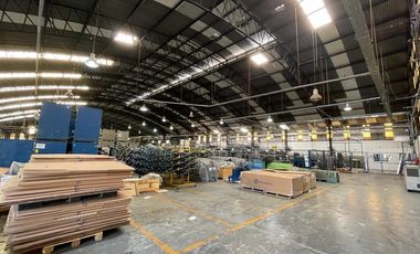 Excelente Depósito en Uruguay y Acc. Tigre Victoria