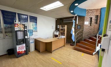 Excelente Depósito en Uruguay y Acc. Tigre Victoria