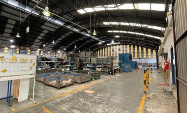 Excelente Depósito en Uruguay y Acc. Tigre Victoria