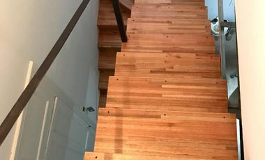 Casa en venta - 4 Dormitorios 3 Baños - 558Mts2 - Temperley