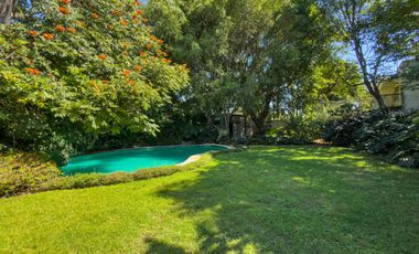 Casa en Venta en Colinas de San Javier con Alberca