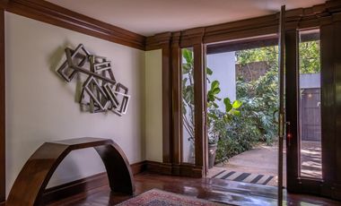 Casa en Venta en Colinas de San Javier con Alberca