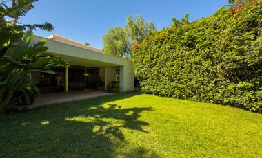 Casa en Venta en Colinas de San Javier con Alberca