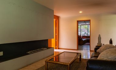 Casa en Venta en Colinas de San Javier con Alberca
