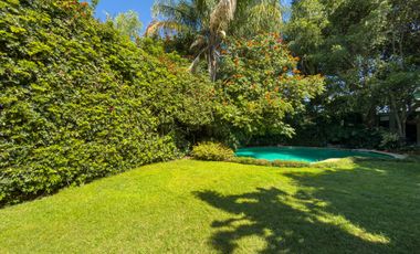 Casa en Venta en Colinas de San Javier con Alberca