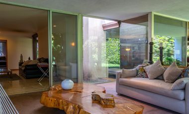 Casa en Venta en Colinas de San Javier con Alberca