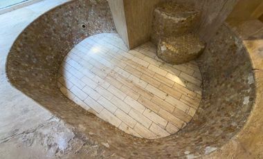 Casa en Venta en Colinas de San Javier con Alberca