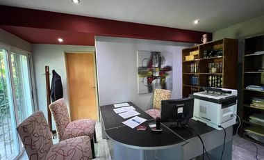 Casa en venta - 3 Dormitorios 2 Baños - Cocheras - 180Mts2 - Monte Grande