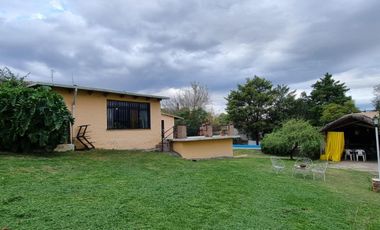 Casa en venta - 2 Dormitorios 2 Baños - 1.260Mts2 - Córdoba