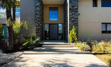 Casa en  B° Dalvian