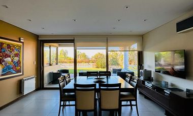 Casa en  B° Dalvian