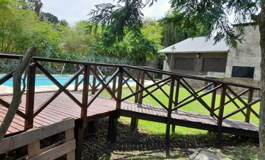 Casa en venta - 5 Dormitorios 4 Baños - Cochera - 600Mts2 - Sierra de Los Padres