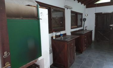 Casa en venta - 5 Dormitorios 4 Baños - Cochera - 600Mts2 - Sierra de Los Padres