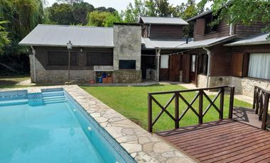 Casa en venta - 5 Dormitorios 4 Baños - Cochera - 600Mts2 - Sierra de Los Padres