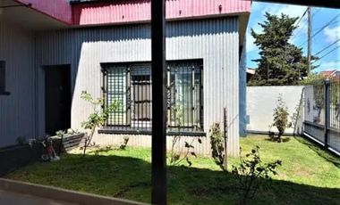 Casa en venta - 4 Dormitorios 6 Baños - San Clemente del Tuyú