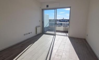 Moderno y Funcional, 2 Ambientes con Balcón y Cochera Incluida- En Venta