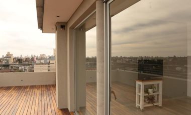 Moderno y Funcional, 2 Ambientes con Balcón y Cochera Incluida- En Venta