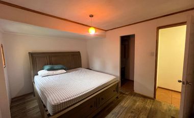 Casa en venta c/ estacionamiento en Centro de Olmué