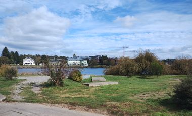 CASA EN VENTA EN EXCLUSIVO CONDOMINIO DE VALDIVIA