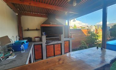 Casa en Arriendo en Condominio Las Barricas