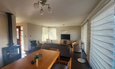 Casa en Arriendo en Condominio Las Barricas