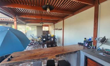 Casa en Arriendo en Condominio Las Barricas