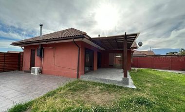 SE ARRIENDA CASA EN CONDOMINIO RINCONADA, LA CRUZ