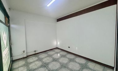 VENTA LOCAL COMERCIAL 3HAB 2BA SANTIAGO
