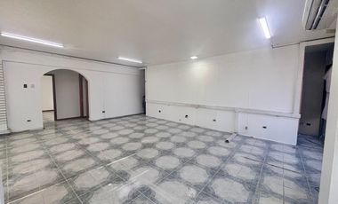 VENTA LOCAL COMERCIAL 3HAB 2BA SANTIAGO