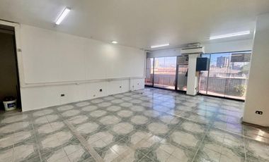 VENTA LOCAL COMERCIAL 3HAB 2BA SANTIAGO