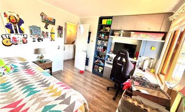 VENTA - CASA JARDINES CURAUMA - 5D 3B 2E