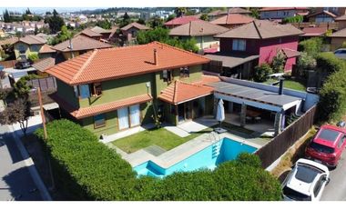 VENTA - CASA JARDINES CURAUMA - 5D 3B 2E
