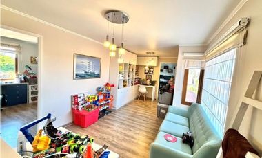 VENTA - CASA JARDINES CURAUMA - 5D 3B 2E