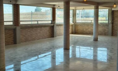 Venta de salón de fiestas en Metepec.