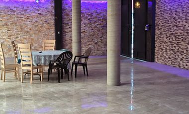 Venta de salón de fiestas en Metepec.