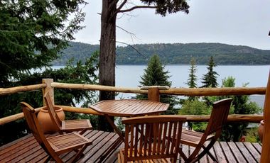 Casa en barrio privado Valle Escondido con costa de lago