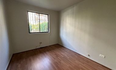Casa en Arriendo en Los Condores / Antupiren
