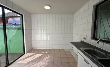 Casa en Arriendo en Los Condores / Antupiren