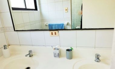 Casa en Arriendo en Sanchez Fontecilla con El Valle